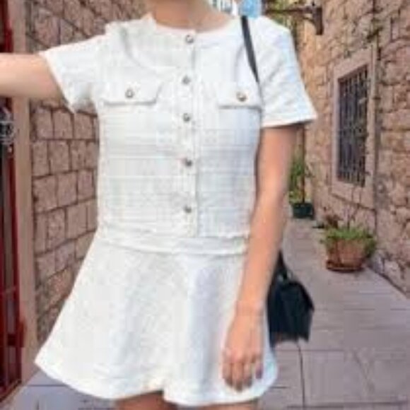 Zara WOMAN SS24 ZW COLLECTION SHORT TEXTURED DRESS ECRU Large NWOT - Picture 1 of 6